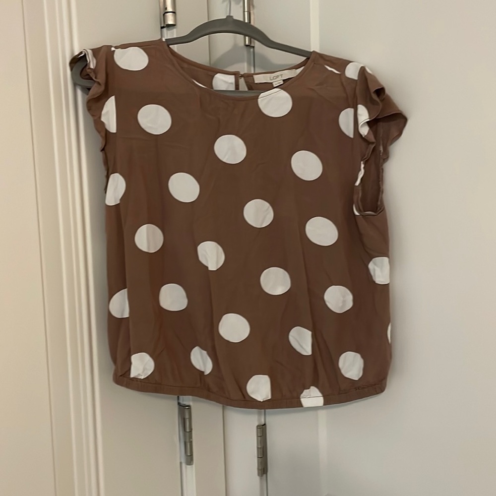 Loft top  with ruffle sleeves